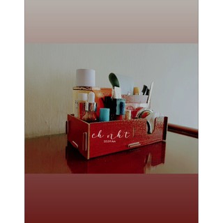 Kệ đựng bút/ mỹ phẩm/ cọ trang điểm/bông tẩy trang bằng nhựa giả gỗ siêu bền đẹp kích thước 11cm*20cm*10cm [303decor]