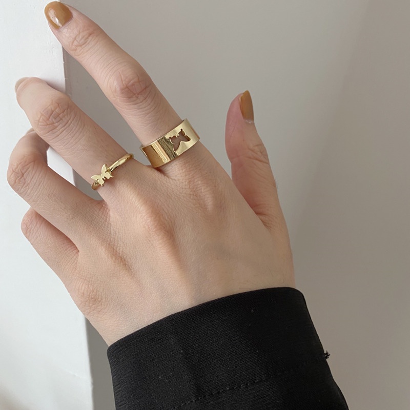 Set Nhẫn Hai Mảnh  191133Quạt Hàn Quốc Bề Mặt Rộng Đục Lỗ Hình Bướm Thời Trang Dễ Phối Đồ