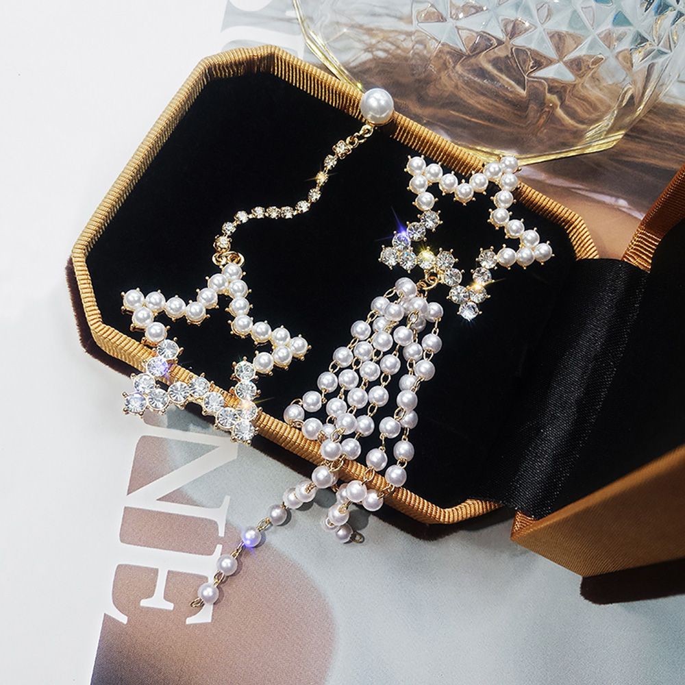 Khuyên tai ngôi sao đính hạt giả ngọc trai