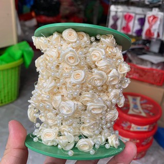 dây hoa trắng thắt bím tóc đẹp