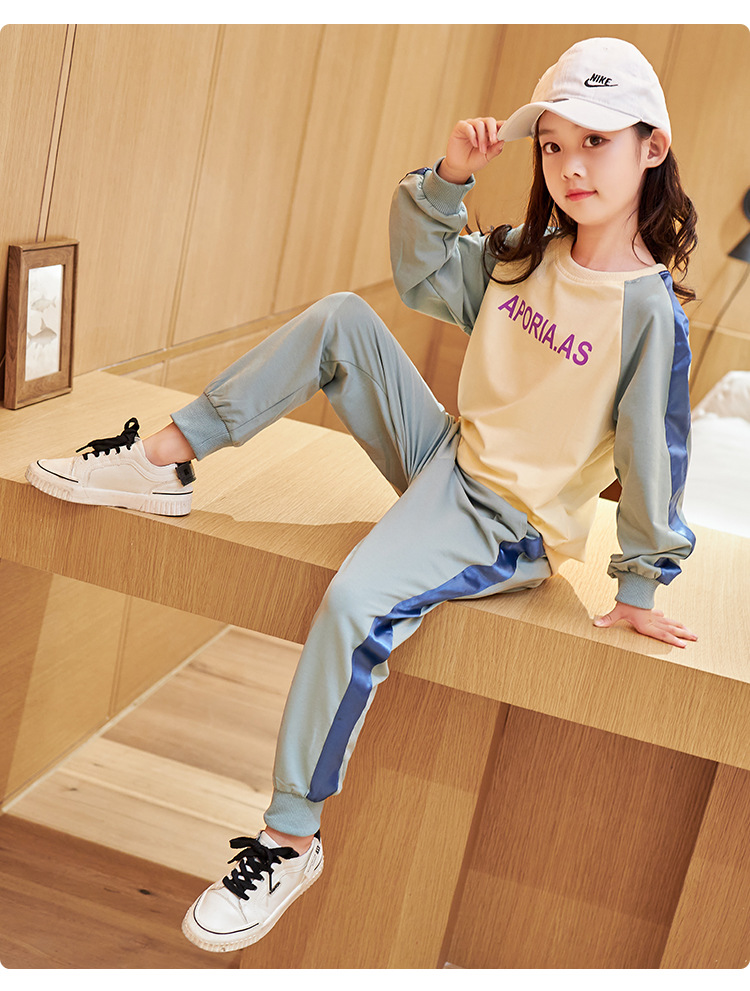 Set Đồ Thể Thao Dài Tay Phong Cách Hàn Quốc 2021 Cho Bé Gái