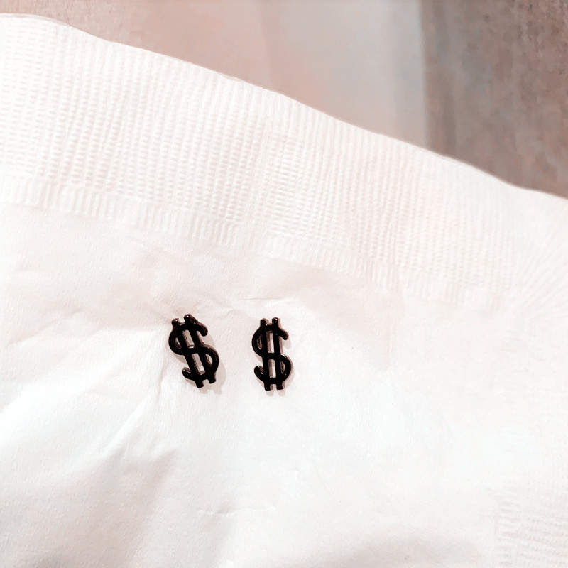 Hoa tai hình biểu tượng dollar độc lạ sành điệu
