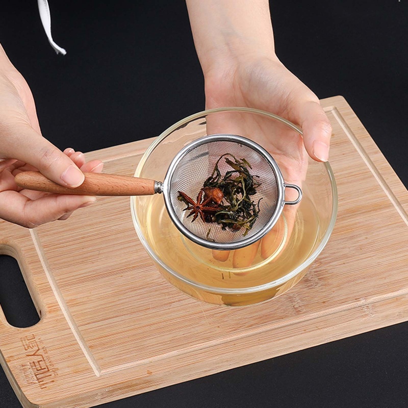 Rây Lọc Bằng Thép Không Gỉ Với Tay Cầm Dài Tiện Dụng Cho Nhà Bếp