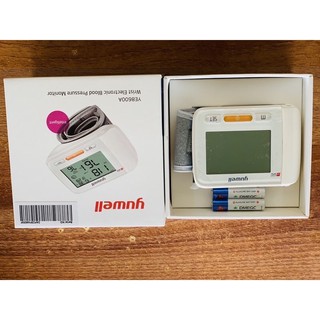 Máy đo huyết áp cổ tay Yuwell YE8600A
