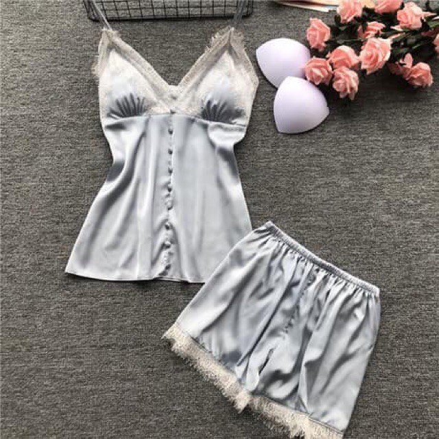 Bộ ngủ lụa cúc viền ren - Hàng loại 1 | BigBuy360 - bigbuy360.vn