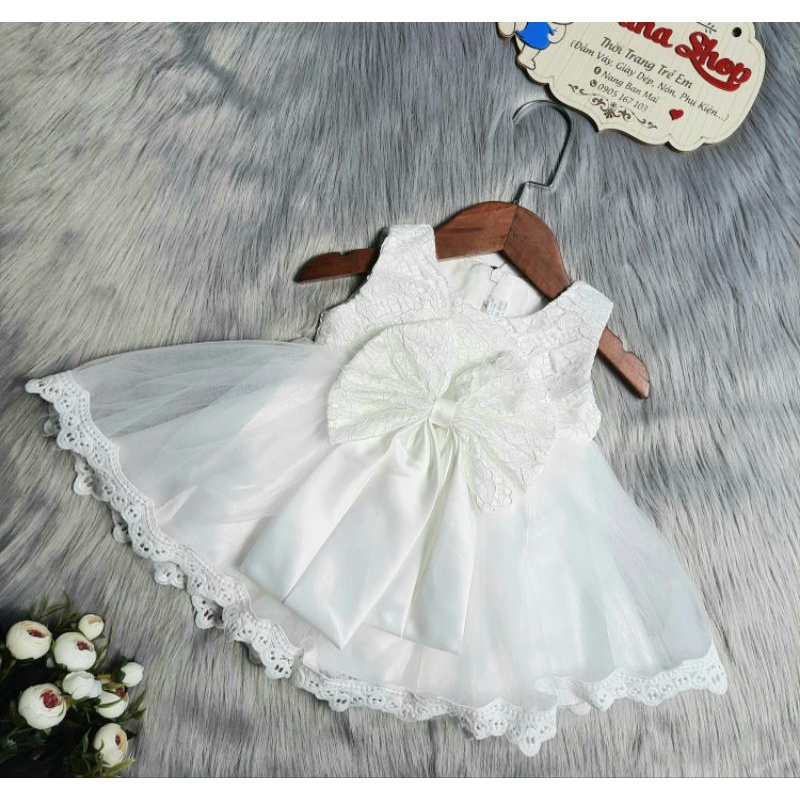 Váy, đầm công chúa ren dễ thương cho bé gái