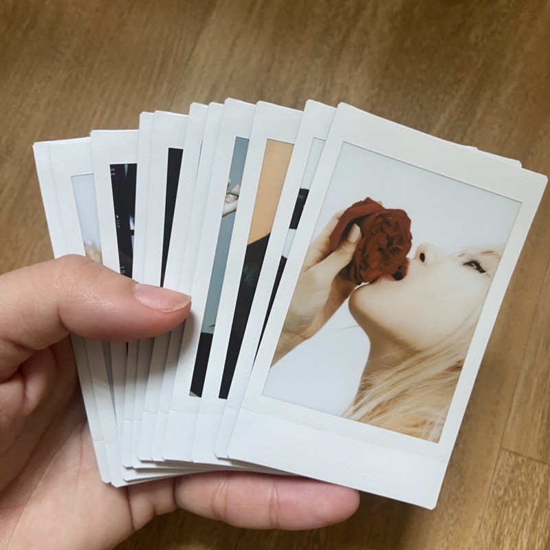 Polaroid instax mini - Nhận in theo yêu cầu