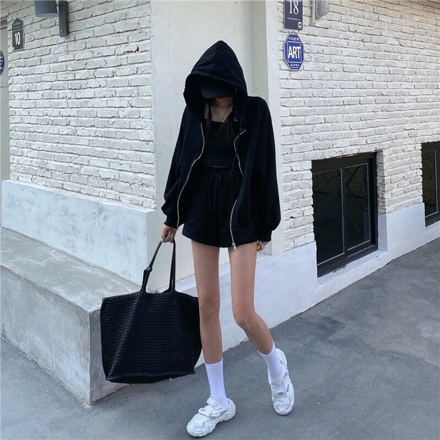 Set bộ thể thao 3 món áo khoác hoodie kèm áo 2 dây và quần sooc ống rộng