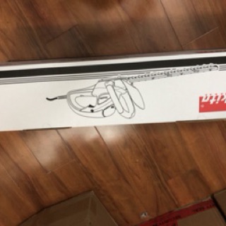 Máy cắt tỉa cành Makita MUH355G