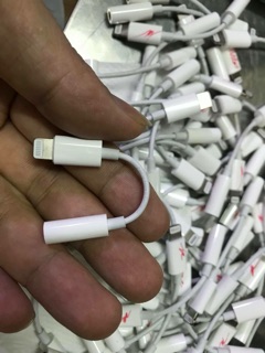 Jack chuyển tai nghe Lightning - 3.5mm bóc máy
