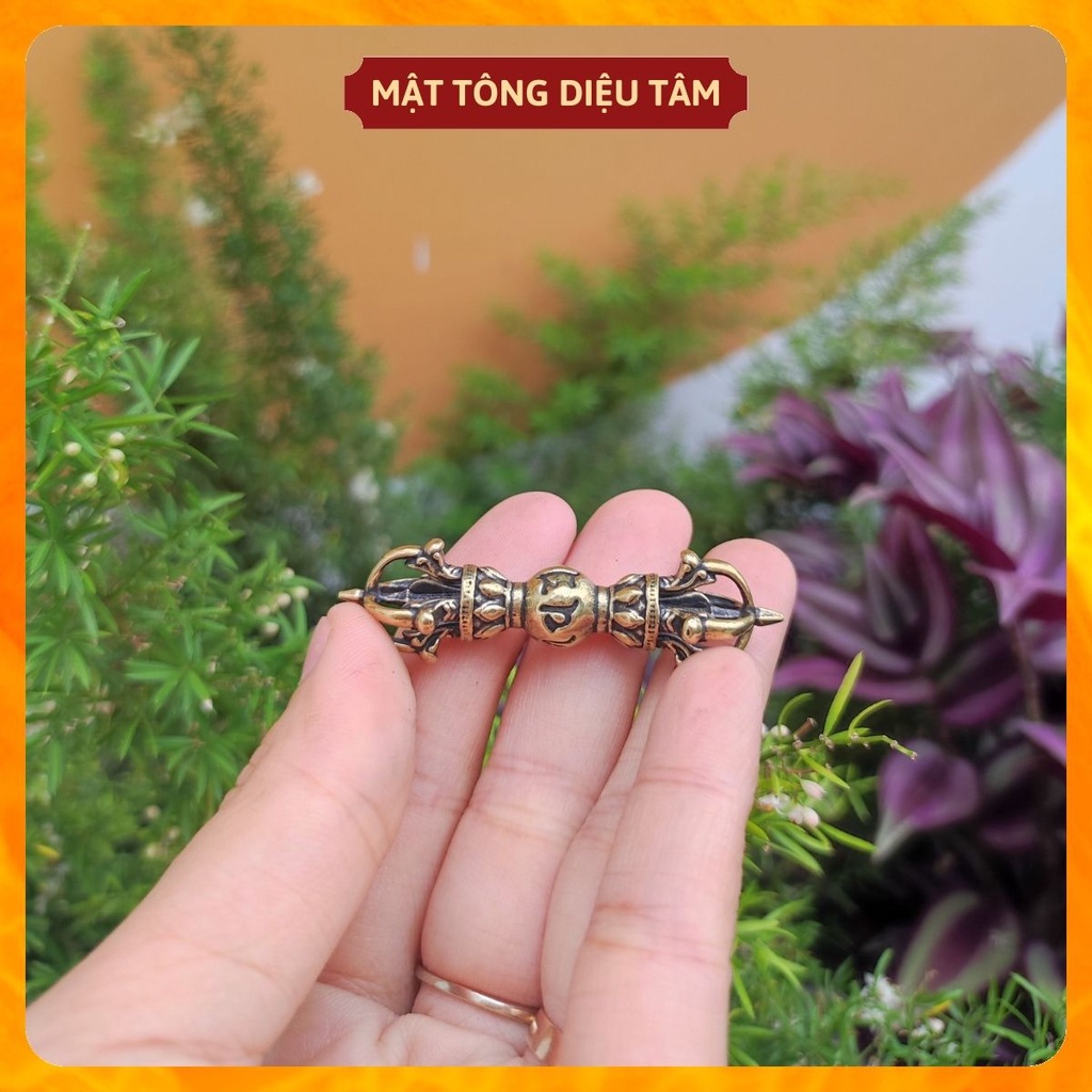 Chày kim cang chuỳ kim cương pháp khí mật tông phong thuỷ cầu bình an may mắn có chữ om 5cm