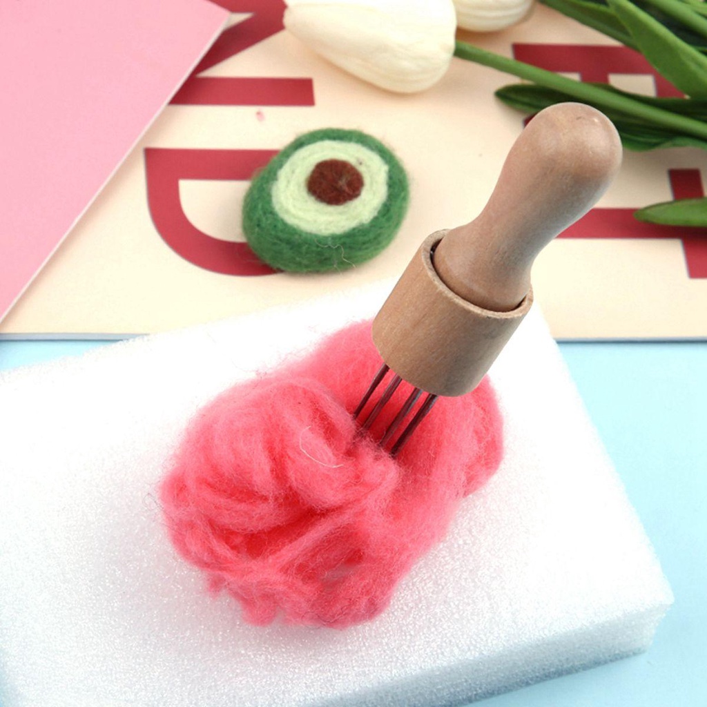 Dụng Cụ Đục Lỗ Kim Loại Với Tay Cầm Bằng Gỗ Bền Bỉ