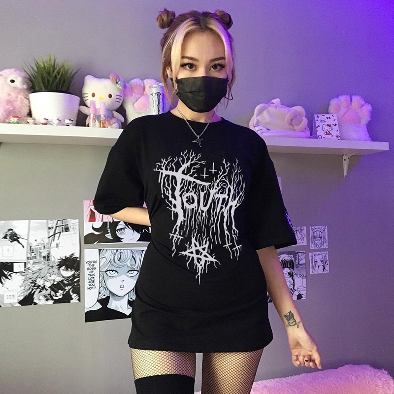 Áo Thun Dáng Rộng Tay Ngắn In Họa Tiết Phong Cách Gothic Thời Trang Cho Nữ D0401