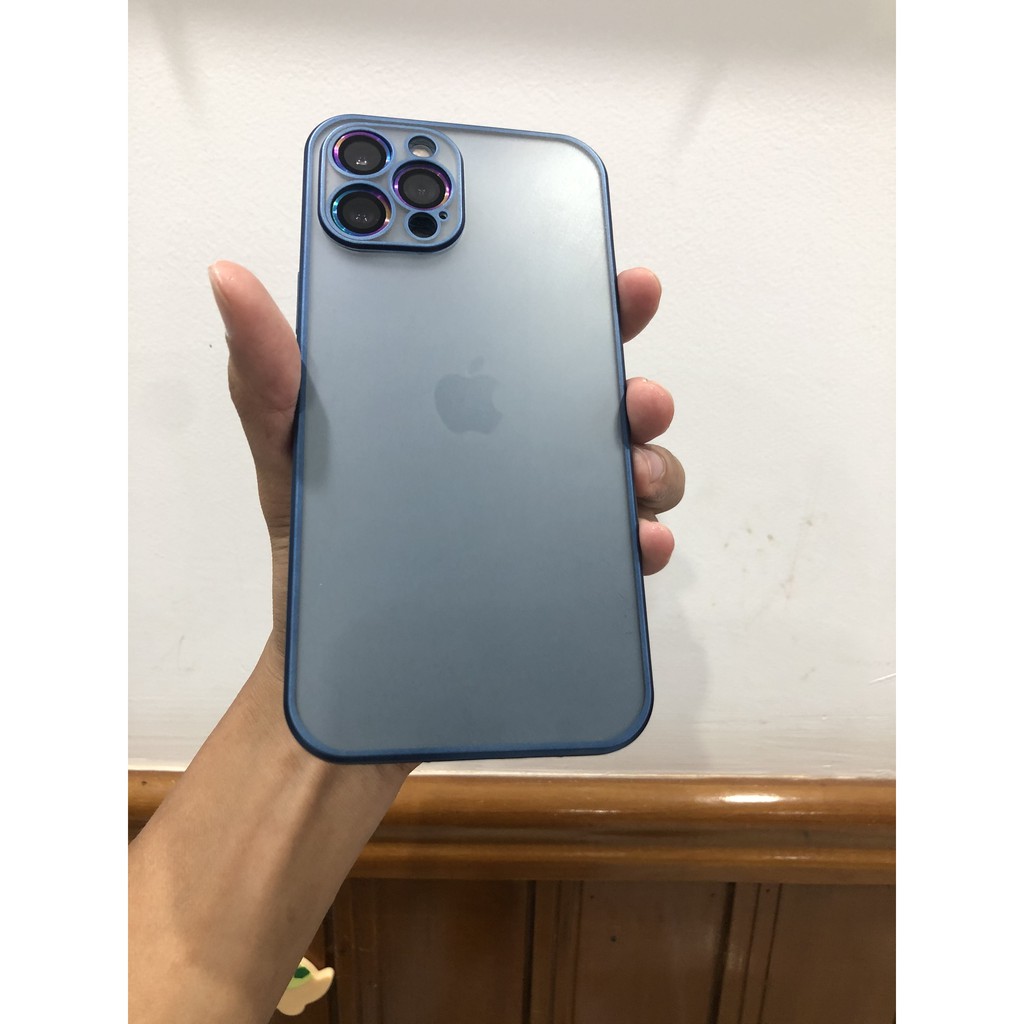 Ốp lưng Iphone 12 Pro, 12 Pro Max viền màu, lưng nhám J-CASE