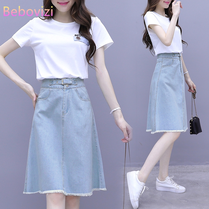 Set áo thun trắng + chân váy denim phong cách Hàn Quốc dành cho nữ