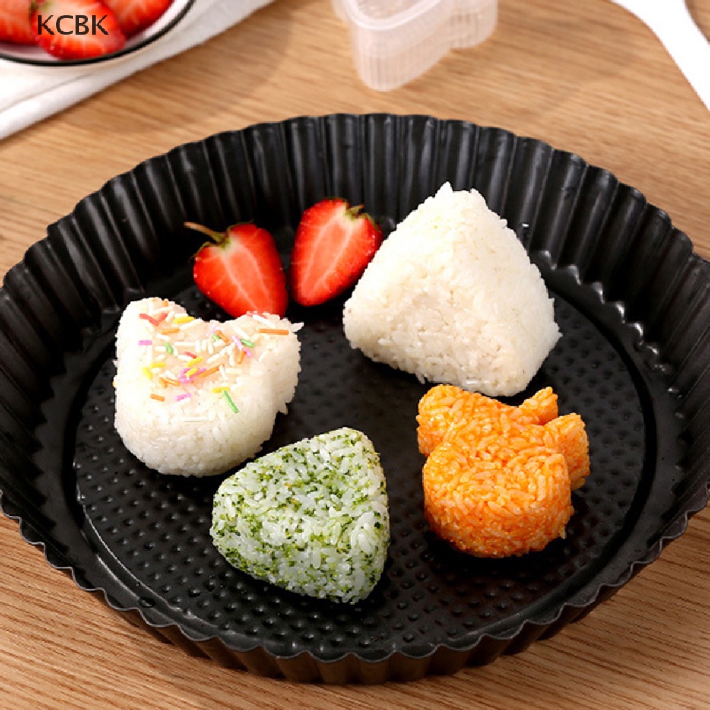 Khuôn Làm Cơm Nắm / Sushi / Bánh Sandwich Tiện Dụng Cho Nhà Bếp