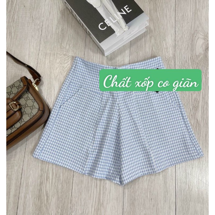 Quần đùi kẻ chất xốp cực năng động cho các nàng đáng yêu