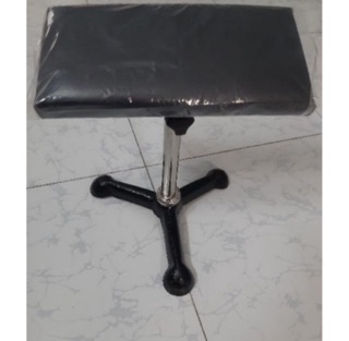 Ghế gác chân làm móng, kê chân làm móng 💥FREESHIP💥 tăng chỉnh lên xuống, đế gang thân inox hai màu đỏ đen thông dụng🥰🥰🥰🥰