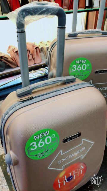 Vali nhựa expander