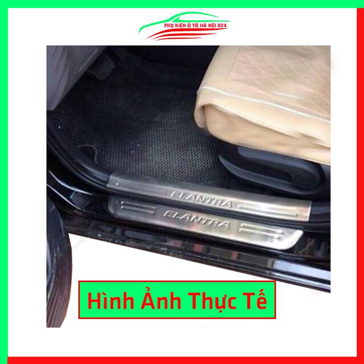 Bộ nẹp bước chân inox ô tô Hyundai Elantra 2016-2019 chống trầy làm đẹp ô tô