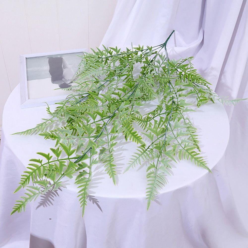 Cây Dương Xỉ Nhân Tạo Trang Trí Ban Công