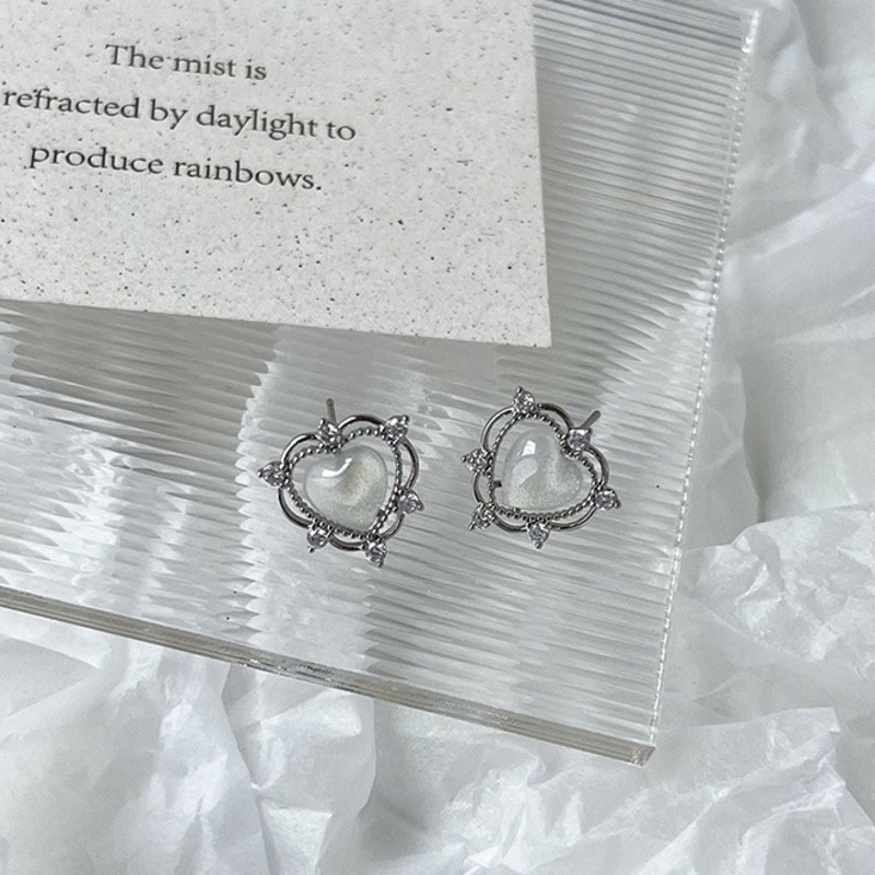 Khuyên Tai Hình Trái Tim Đính Ngọc Trai Phong Cách retro Hàn Quốc