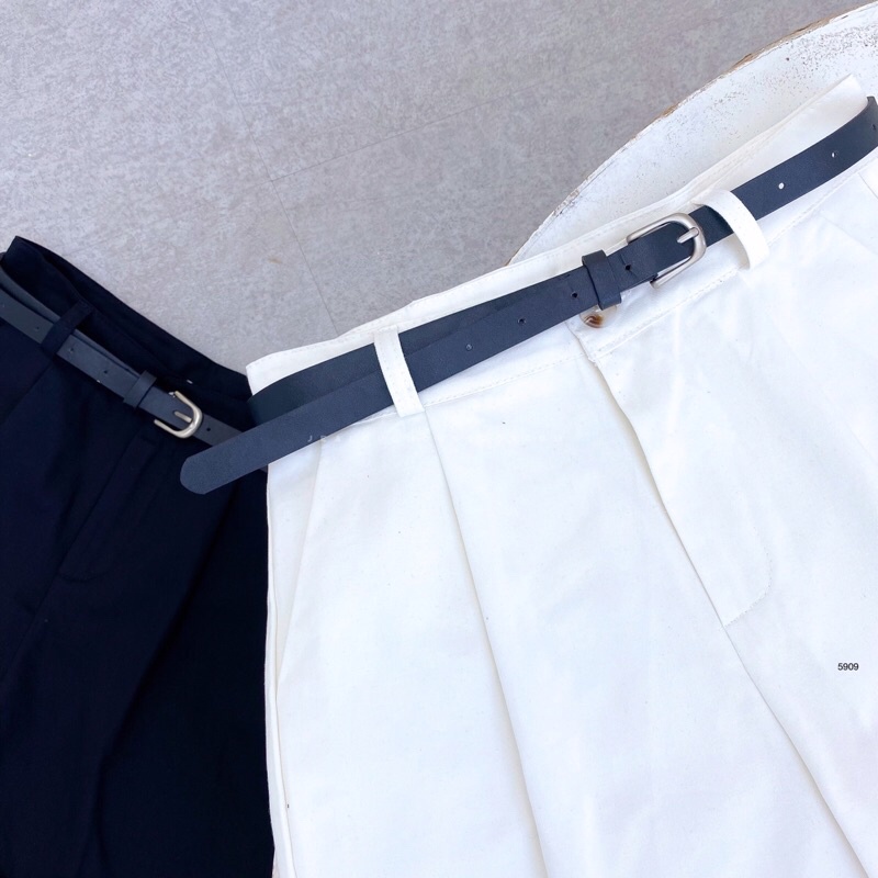 Quần short nữ, quần short vải gấp gấu thắt lưng đen 5909