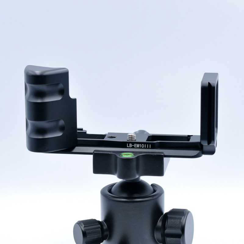 Ngàm gắn chữ L thao tác nhanh cho máy ảnh Olympus OM-D E-M10 Mark III EM10 III