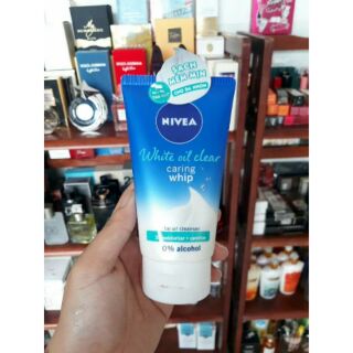 Sữa rửa mặt Nivea trắng da , sạch nhờn