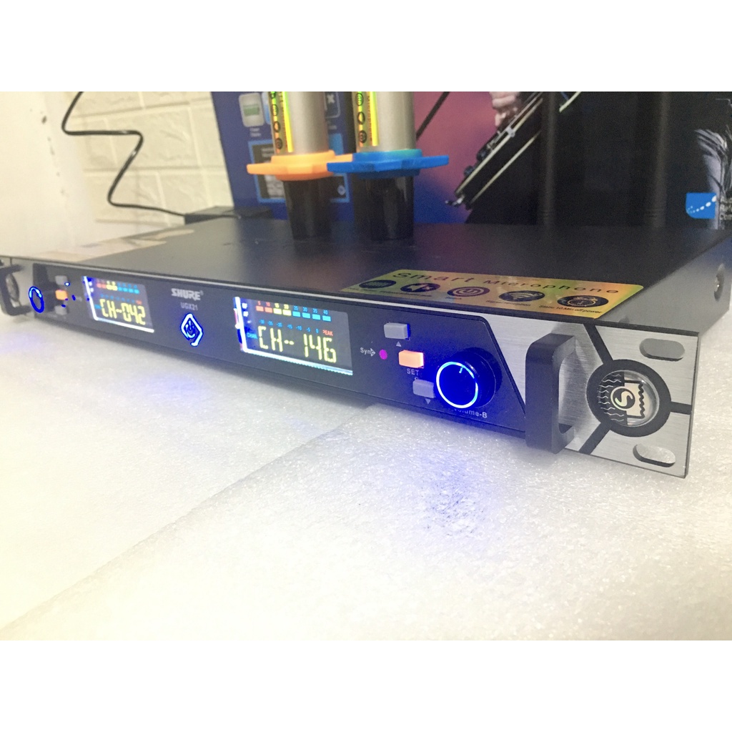 Micro SHURE UGX 21 - Loại 1 Hát nhẹ hút mic - 4 anten sóng