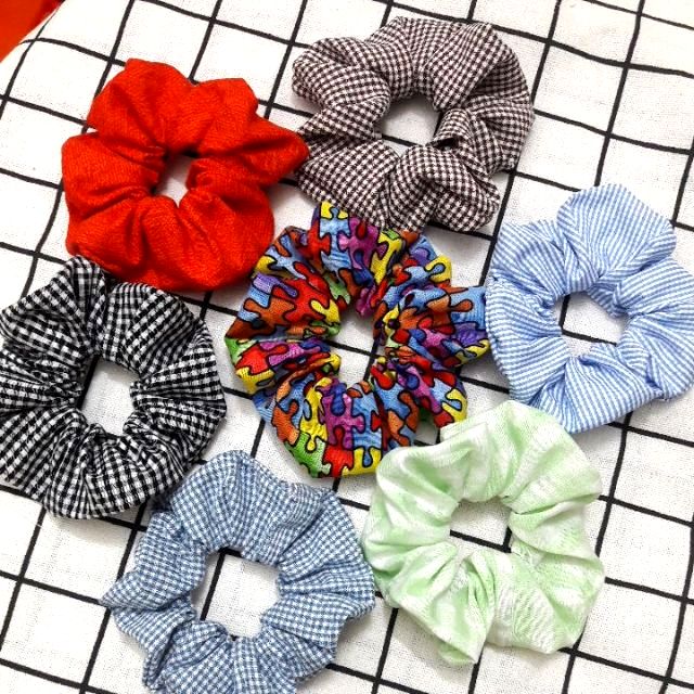 Cột vải srunchies