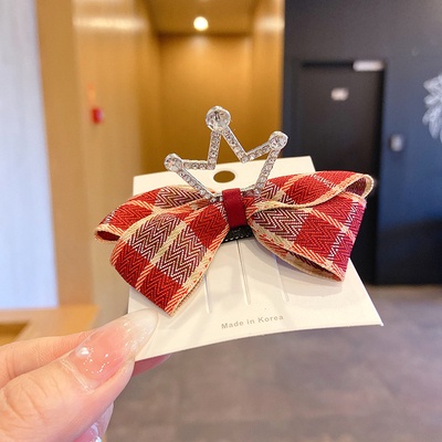 Vương miện cài tóc kiểu dáng đẹp mắt cho bé gái