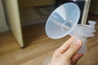 HÚT SỮA CẦM TAY UNIMOM