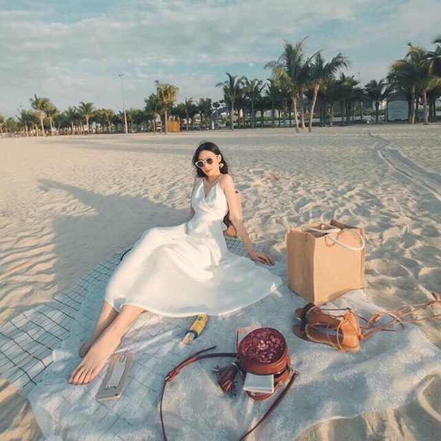 Đầm maxi trắng 2 dây đan lưng thắt nơ đắp chéo ngực đi biển 2 lớp có lót trong dày dặn có mút ngực