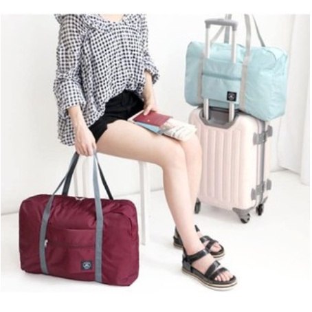 Túi xách du lịch gấp gọn đa năng gài được vào vali, để và sắp xếp quần áo, đồ dùng cá nhân gọn gàng
