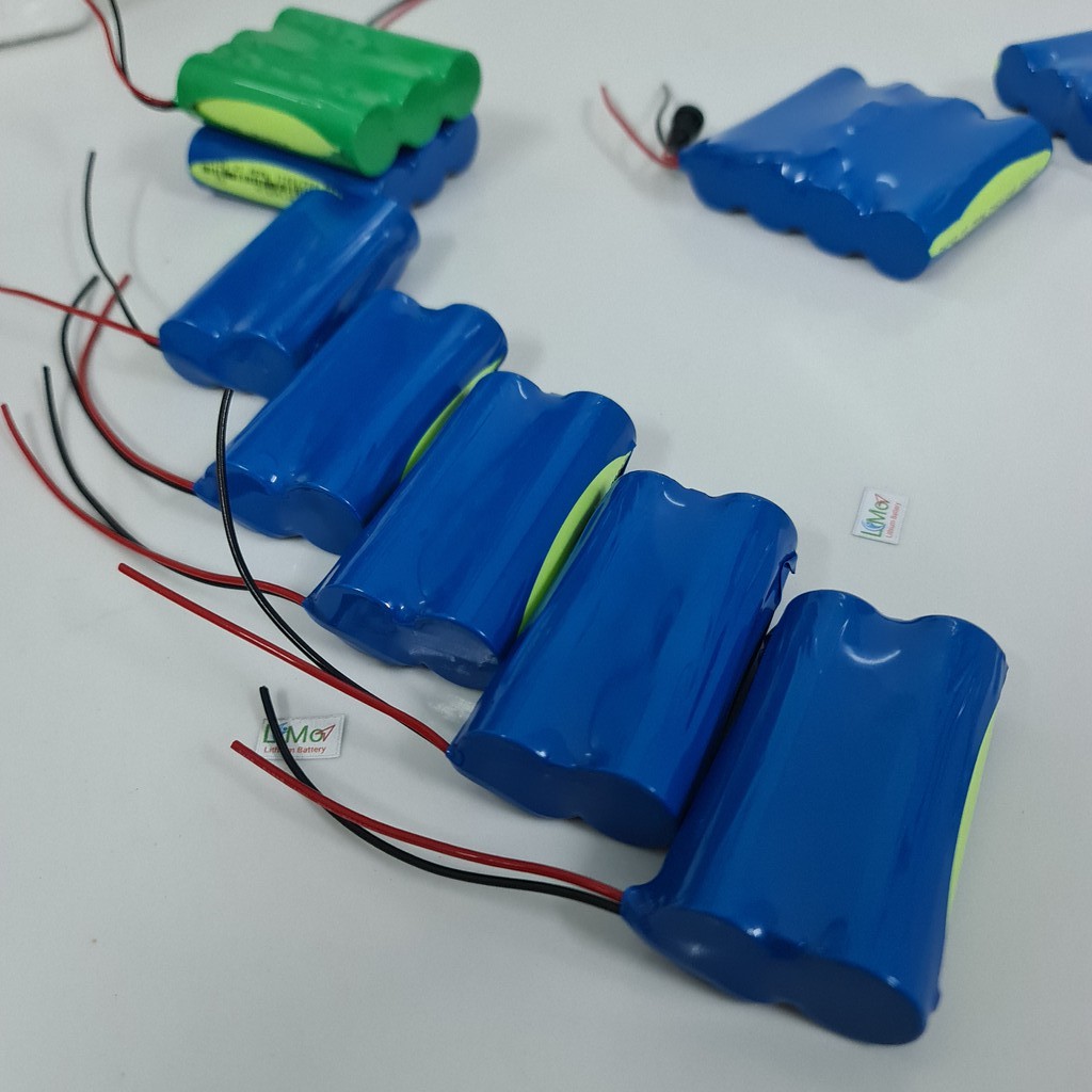 Pin 1S 3.7V 5000mAH. Pin mới, dòng xả cao. Khối 1S Được đóng từ 2 cell pin Lithium ion 18650. Có mạch bảo vệ 1S - LIMO