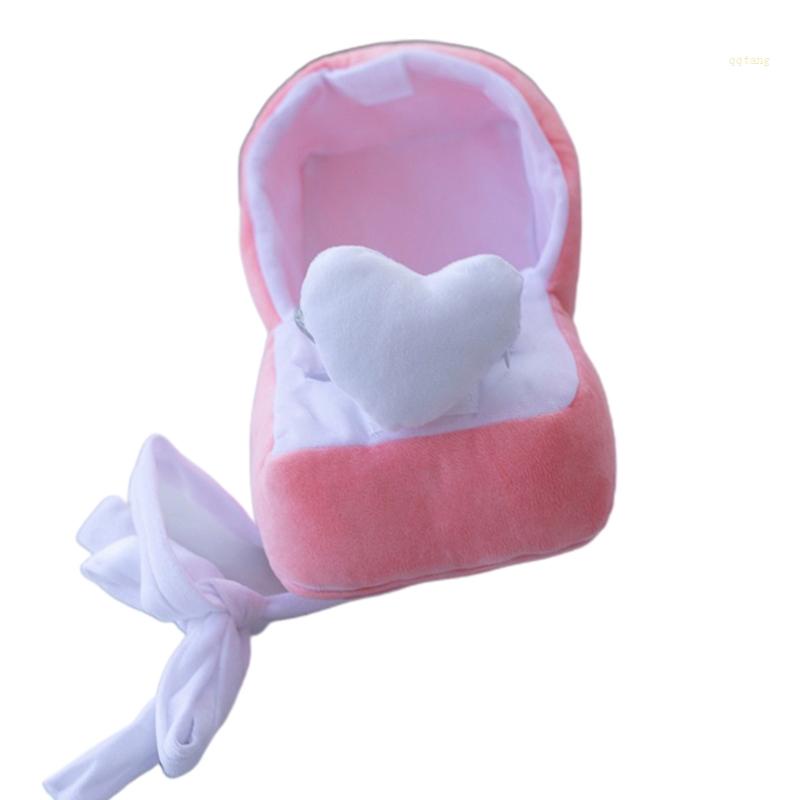QQ Hộp Đựng Nhẫn Trái Tim Nhồi Bông Thiết Kế Độc Đáo Dùng Làm Quà Tặng Valentine