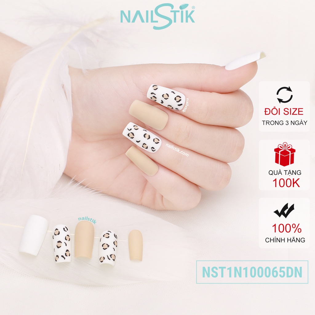 Móng úp thiết kế by NAILSTIK, màu trắng nude, form móng ngang, ngắn/dài, 065