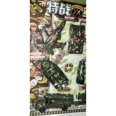 Sét 6 chiếc xe và máy bay công trình quân sự bằng nhựa 599_121