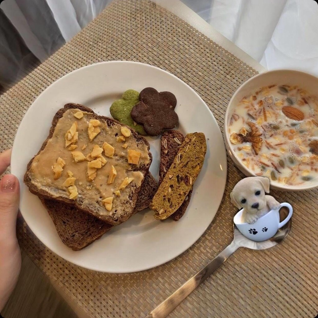 BÁNH MÌ ĐEN MIX HẠT ĐIỀU HẠT Bí HẠT HƯƠNG DƯƠNG GIẢM CÂN - DARK RYE BREAD WITH NUTS