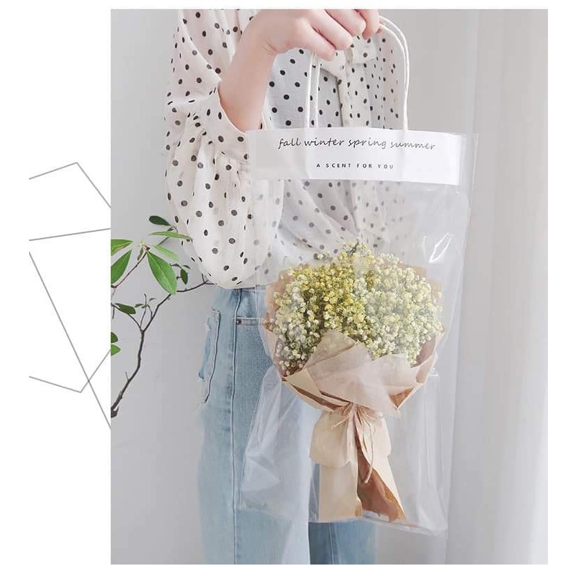Túi trong quai giấy đựng hoa, quà tặng