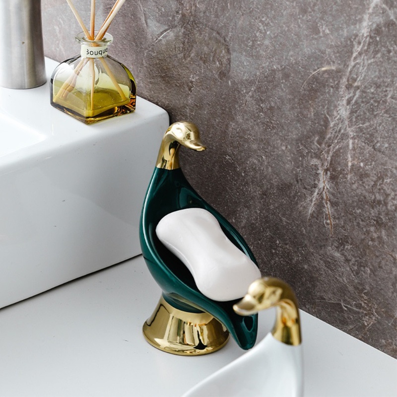 Giá Đỡ Xà Phòng Bằng Sứ Tự Dính Giúp Khô Ráo Tiện Dụng