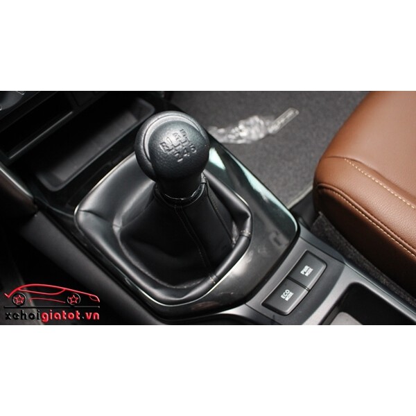 Bao da cần số phanh tay xe Fortuner, hilux số sàn 6 số  bằng da bò