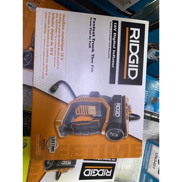 Bơm hơi pin ridgid r87044 dùng pin 18v