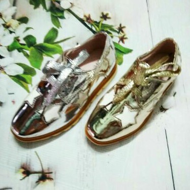 Giày bé gái Sao dây mã N052