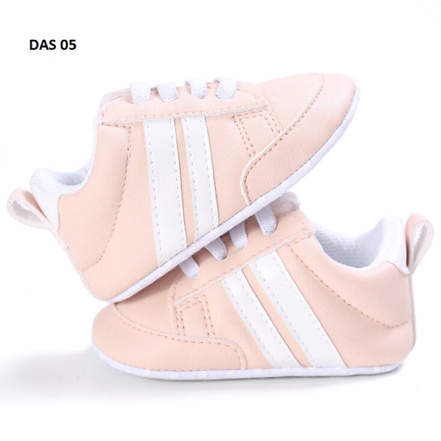Giày tập đi ADIDAS cho bé yêu