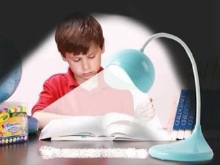 Đèn học chống cận hoa tuylip