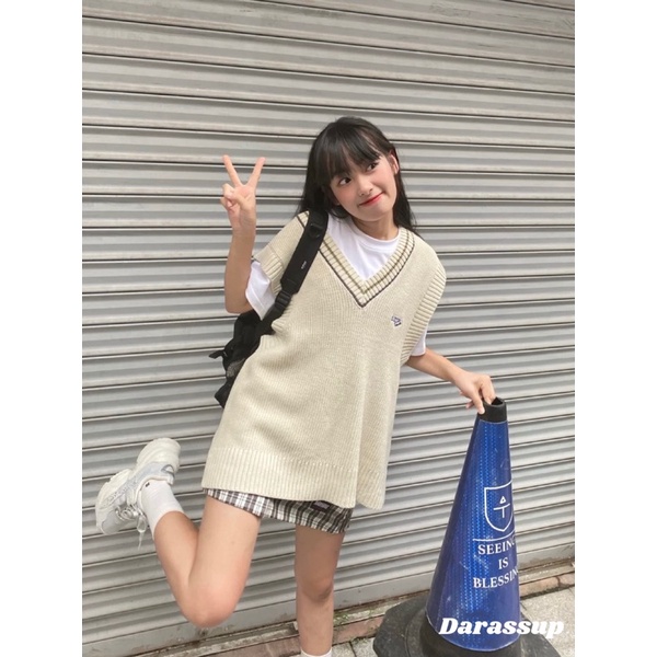 Áo len không tay Áo gile len cổ tim phong cách Ulzzang | BigBuy360 - bigbuy360.vn