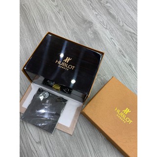 Hộp Đựng Đồng Hồ Hublot, Rolex, Patek Philippe Cao Cấp, đầy đủ túi xách, thẻ bảo hành, giấy tờ đi kèm.