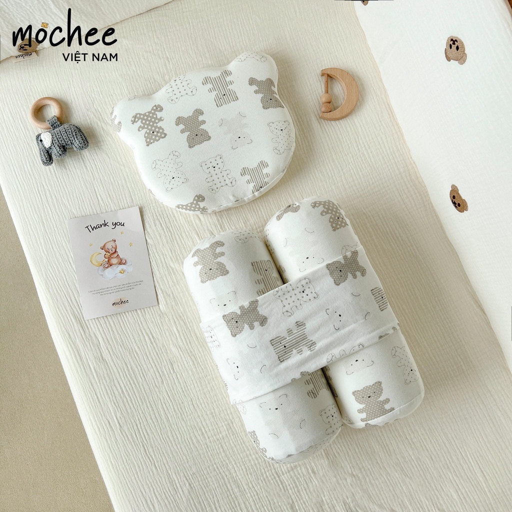 Gối chặn cao su non Mochee cho bé sơ sinh, bộ gối vỏ Cotton cho trẻ sơ sinh - Monnie Kids